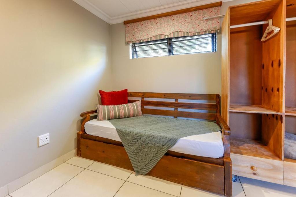 Touching Senses Garden Cottages Bloemfontein Buitenkant foto